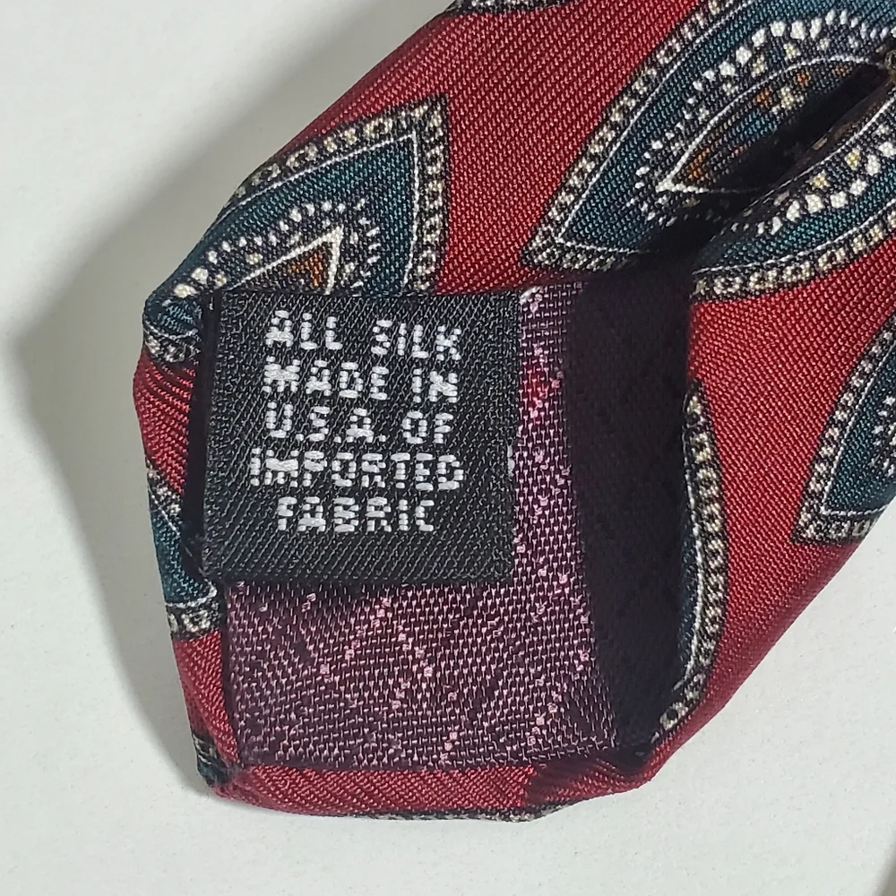 Christian Dior Authentic 100%‎ Silk Tie Made In The USA.